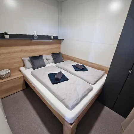 Mobile Homes Albatross Hébergement de vacances *