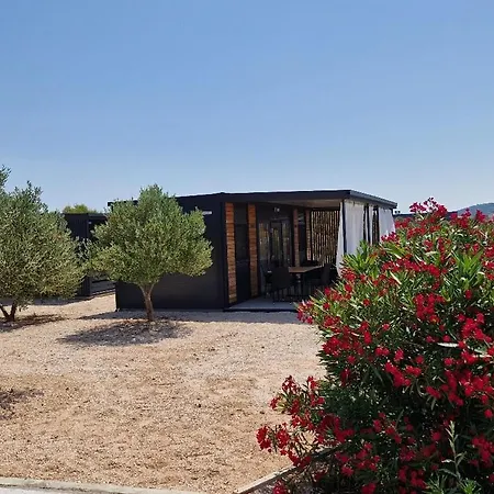 Mobile Homes Albatross * Pirovac