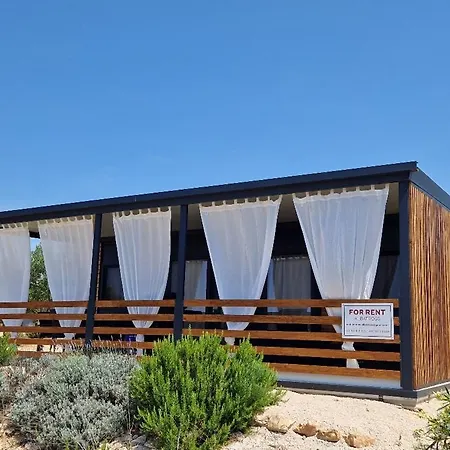 Mobile Homes Albatross Hébergement de vacances *