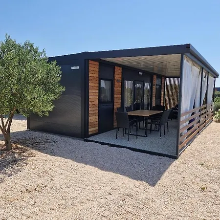 Mobile Homes Albatross Dom wakacyjny Pirovac