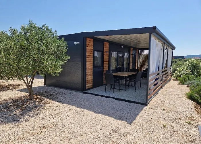 Mobile Homes Albatross בית נופש פירובאץ