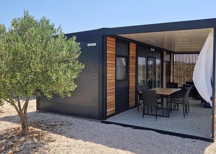 Mobile Homes Albatross בית נופש *